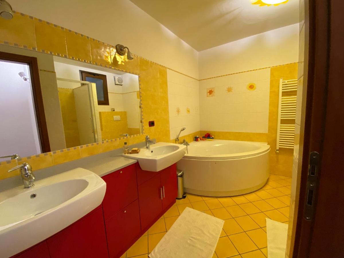Il Ciapine Bed & Breakfast Giaveno Bagian luar foto